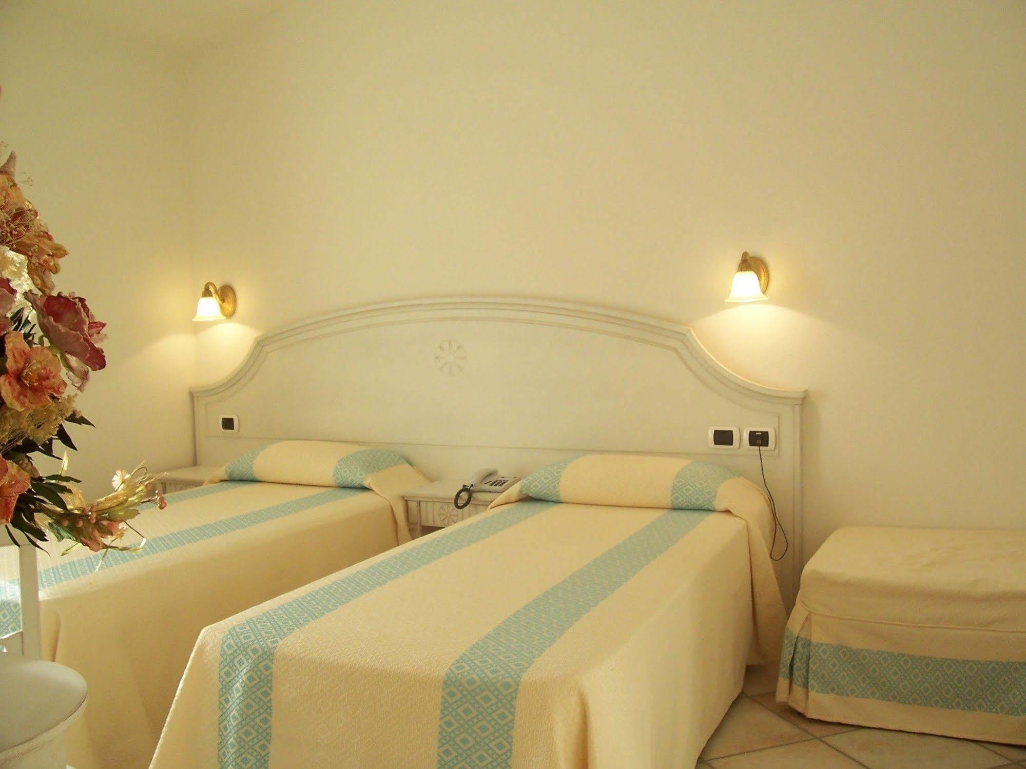 Castello Di Tavolara Hotel Porto San Paolo (Sardinia)